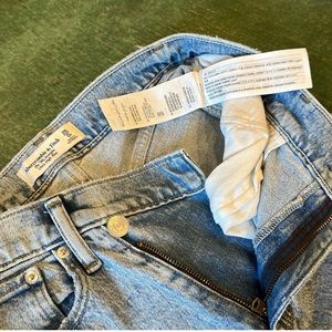 Abercrombie & Fitch 90s Straight Cross-Front Jeans